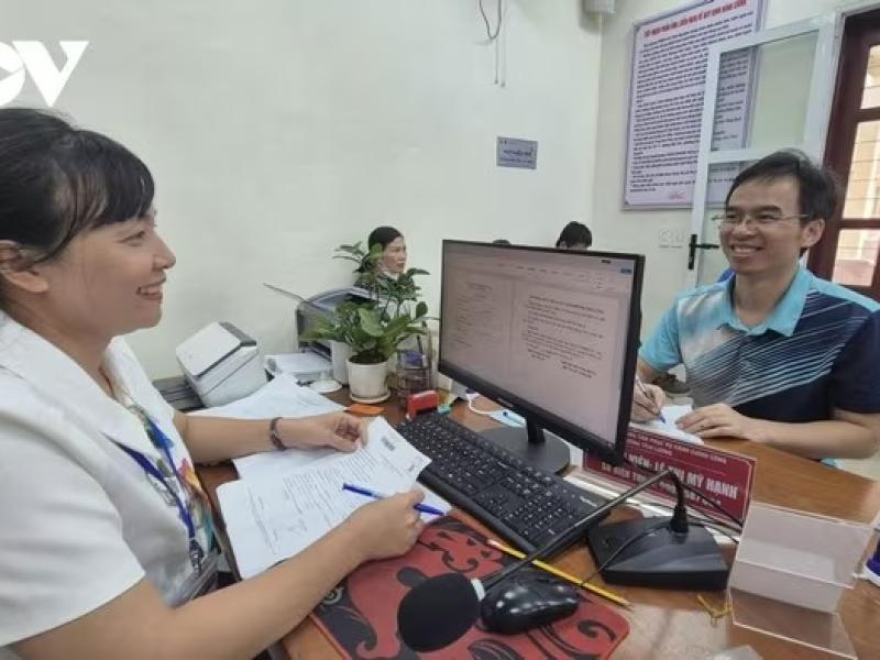 Thủ tục hành chính ở chính quyền 2 cấp ở Thái Nguyên: Hiệu quả và thách thức