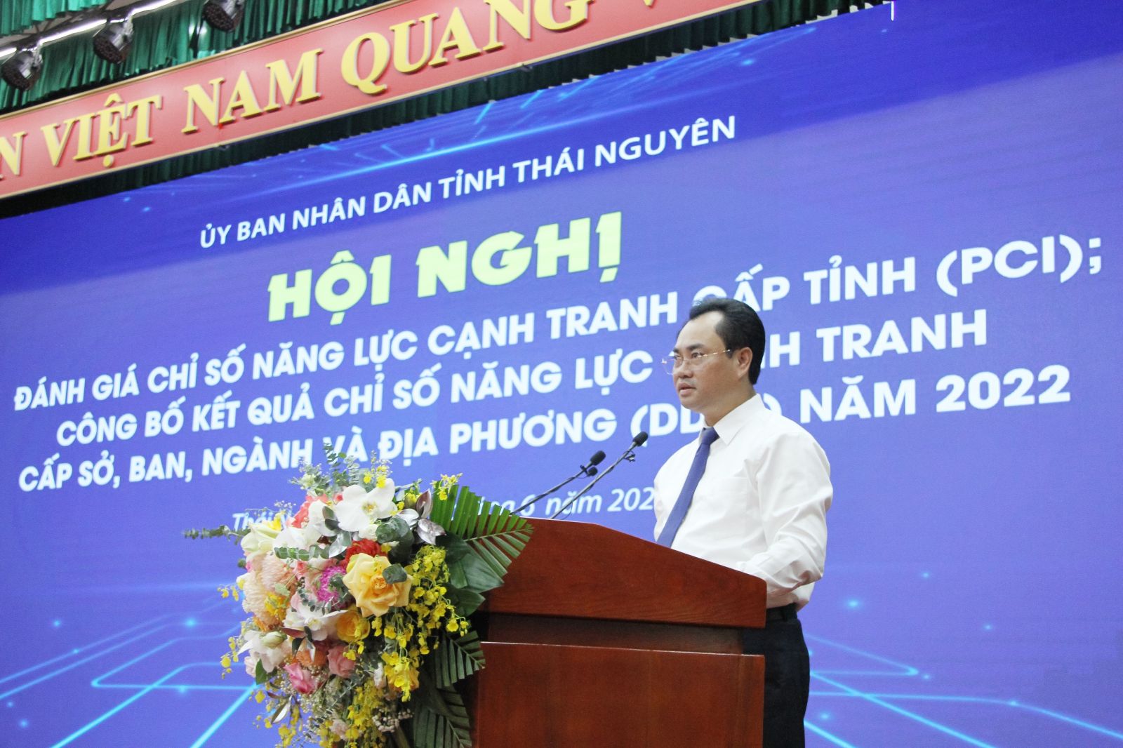 Ông Trịnh Việt Hùng, Ủy viên dự khuyết BCH Trung ương Đảng, Chủ tịch UBND tỉnh Thái Nguyên phát biểu khai mạc hội nghị