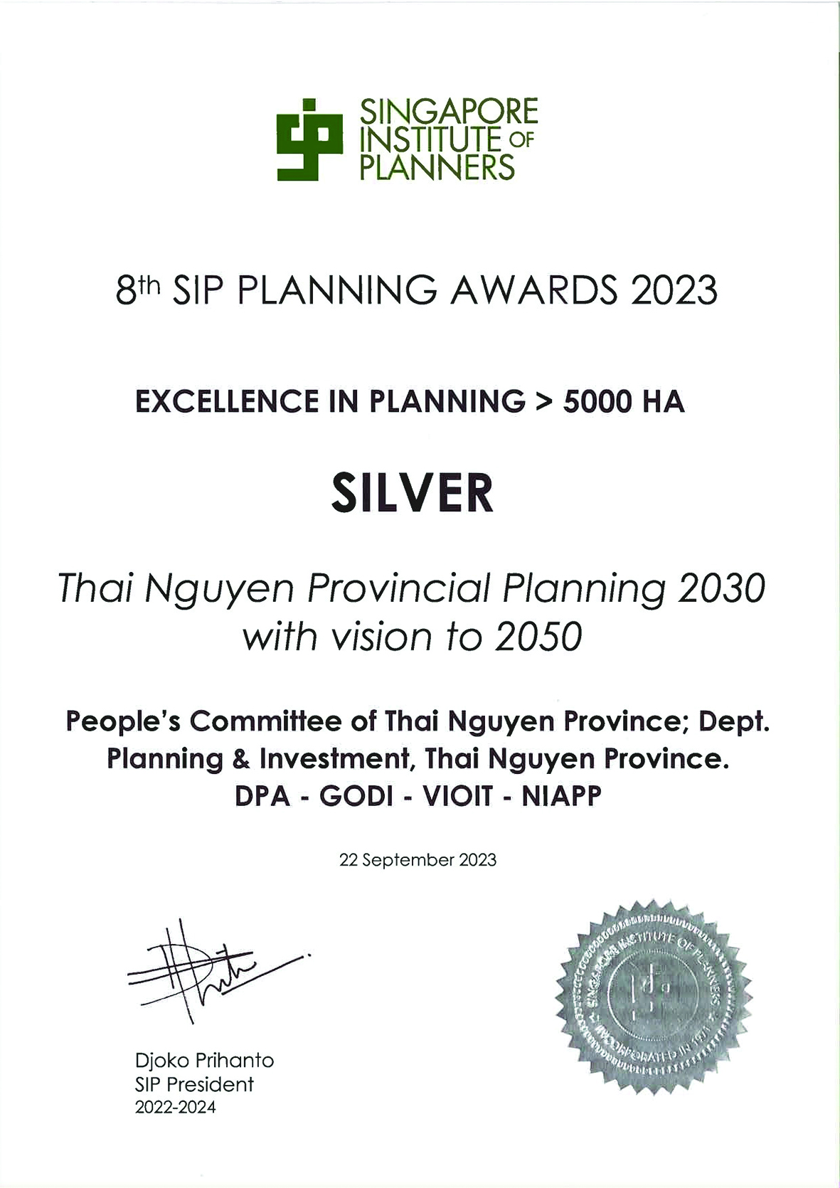  Sản phẩm Quy hoạch tỉnh Thái Nguyên thời kỳ 2021-2030, tầm nhìn đến năm 2050 đạt giải Bạc<p/>Giải thưởng Quốc tế tại Singapore về Quy hoạch (Singapore Insitute Planners) của Viện Quy hoạch Singapore.